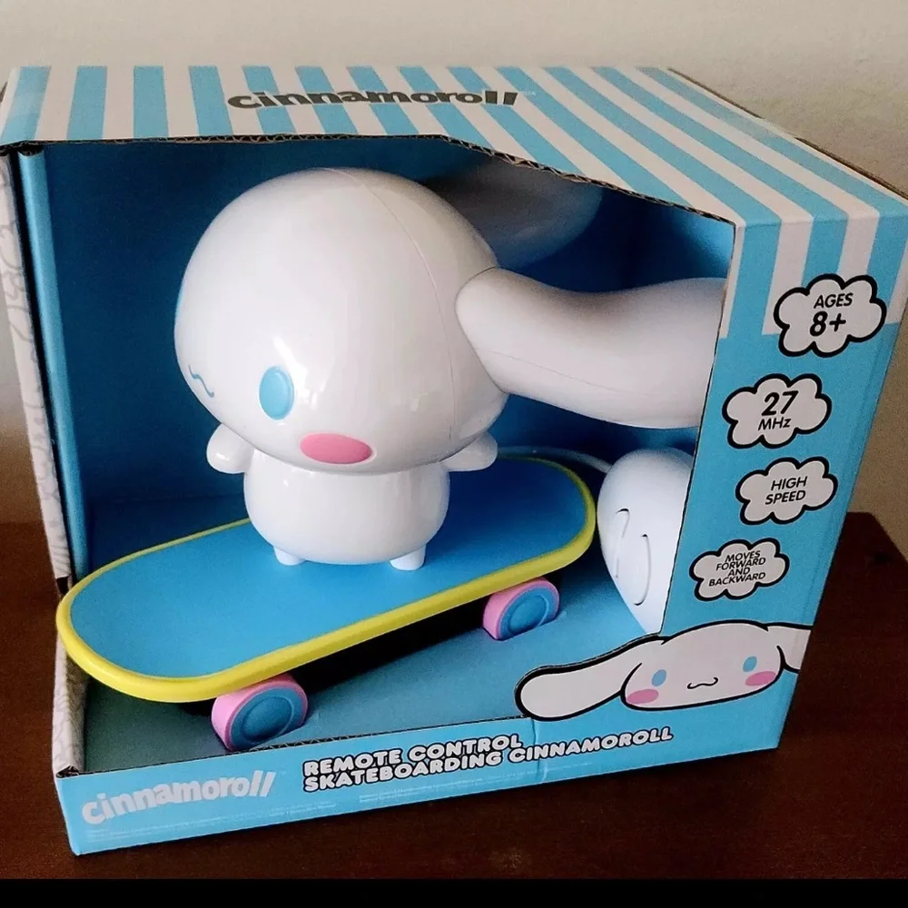 Sanrio Cinnamoroll RC Skateboarding Remote Control Figure Toy New in Box NIB